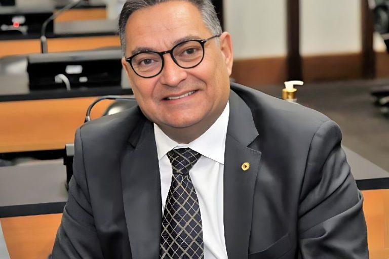 Luciano Araújo reage a arquivamento no TCE e diz que vaga não pertence ao governo