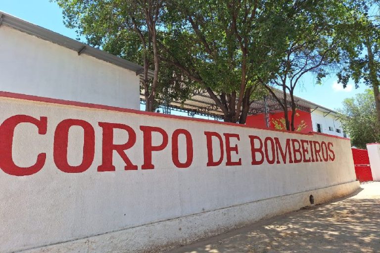 Bombeiros alertam para risco de afogamentos após retirada de corpo em barragem de Brumado