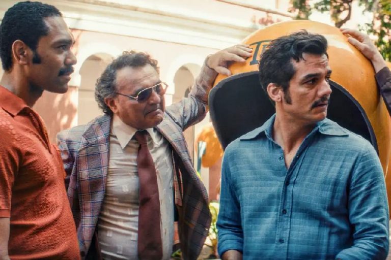 Filme brasileiro faz história no Globo de Ouro e leva dois prêmios inéditos