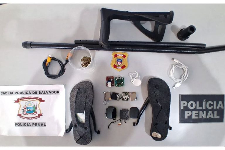 Polícia Penal prende mulher com droga escondida em muleta em Salvador