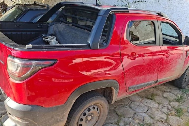 Polícia Civil apreende carro com indícios de adulteração em Livramento