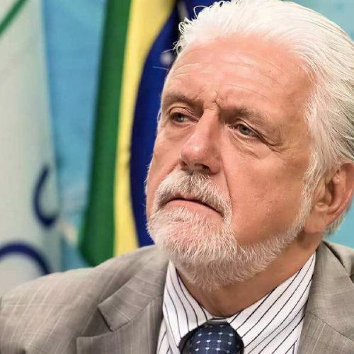 Jaques Wagner admite relação com ex-sócio do Banco Master e cita reclamação a Lula sobre ação da PF