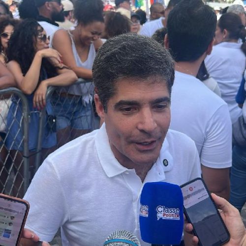 ACM Neto impõe condição para aliança com Coronel e reforça apoio a Caiado na Lavagem do Bonfim