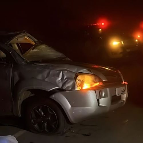 Acidente na BA-026 mata passageira após capotamento em Maracás