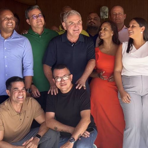 Almoço político na casa de Angelo Coronel esvazia sessão da Câmara de Salvador e acende alerta nos bastidores