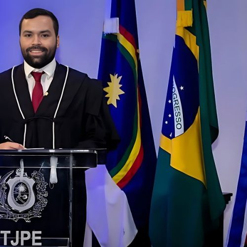 Aos 30 anos, brumadense realiza sonho e toma posse como juiz no estado de Pernambuco