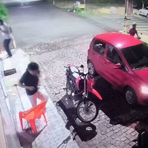 Ataque a tiros em bar deixa homem ferido e assusta moradores em Brumado