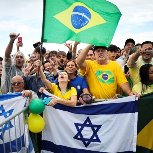 Ato de Nikolas Ferreira acende alerta no PT e reforça estratégia eleitoral de Lula