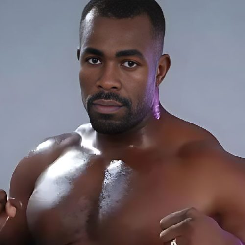 Baiano campeão mundial de MMA desaparece após mergulho no Rio Negro, no Amazonas