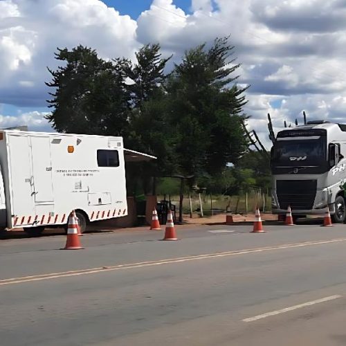 Balanças móveis entram em operação em 10 cidades da Bahia e alertam caminhoneiros nas rodovias