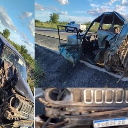 Batida entre carros na BR-030 deixa motorista ferido em Carinhanha