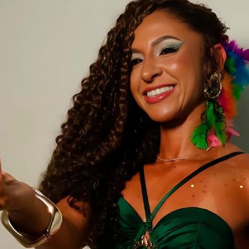 Brumadense Mavi Nunes chega à final e leva nome da cidade ao concurso Rainha do Carnaval de Salvador 2026