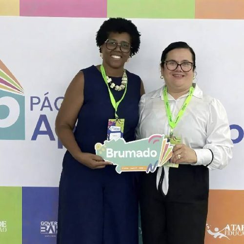 Brumado marca presença no Fórum de Alfabetização da Bahia com secretária de Educação