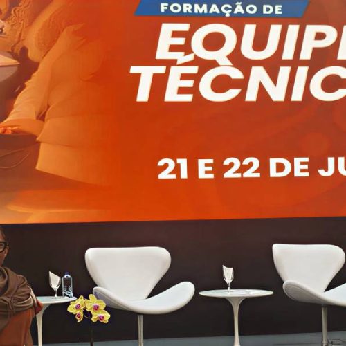 Brumado reforça educação inclusiva com formação para profissionais da rede municipal