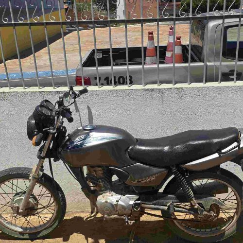 CIPRv/Brumado apreende carro roubado durante fiscalização em Tanhaçu