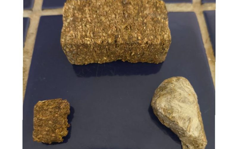 CIPRv/Brumado apreende drogas durante abordagem na BA-026, em Tanhaçu