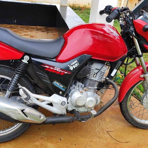 CIPRv/Brumado apreende motocicleta roubado na BR-030, em Caetité