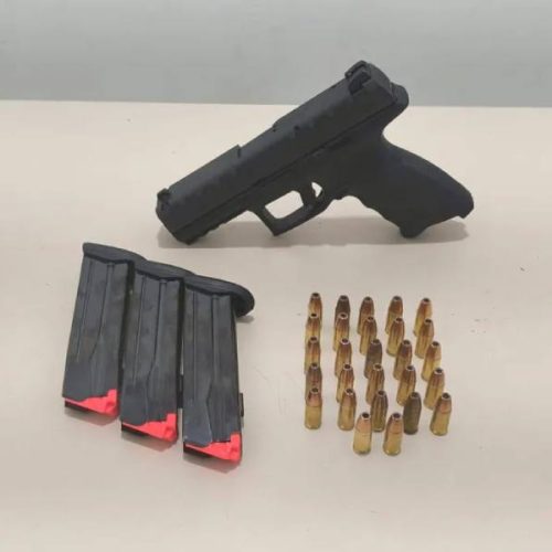 CIPRv/Brumado apreende pistola 9mm durante abordagem em Vitória da Conquista