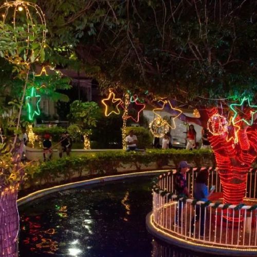 Caetité acende luzes do Natal Novo Tempo no dia 12 após atraso causado pelas chuvas