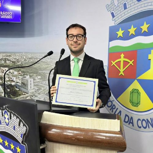 Câmara de Conquista homenageia advogado após nomeação ao STJD e destaca trajetória no direito esportivo