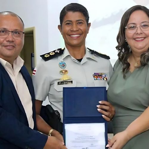 Câmara homenageia comandante do 17º BPM por reforço à segurança em Palmas de Monte Alto
