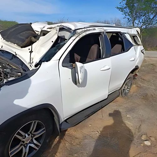 Cantor Edi Rossi sofre acidente grave, mas sai ileso
