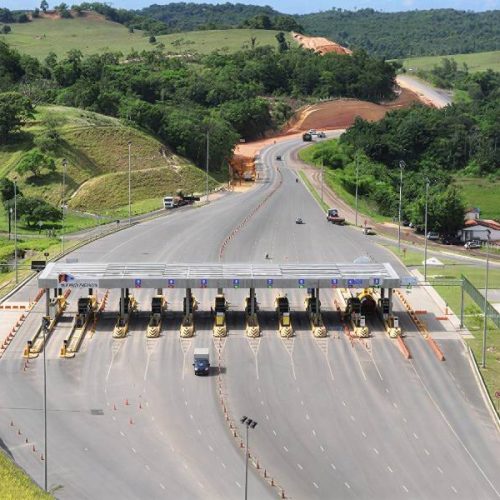 Carnaval deve levar mais de 750 mil veículos às rodovias BA-093 e BA-099