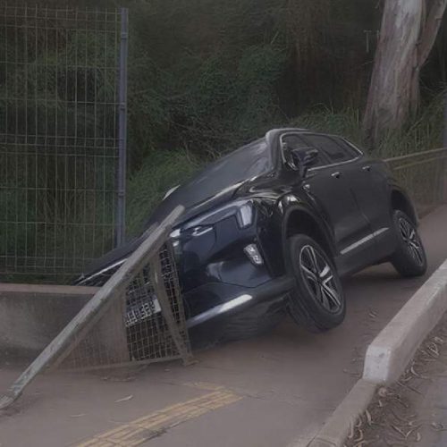 Carro para à beira do Rio Verruga e mobiliza moradores em Vitória da Conquista