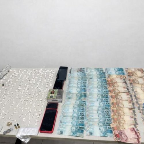 Casal é preso por tráfico com drogas, munições e quase R$ 6 mil em Bom Jesus da Lapa