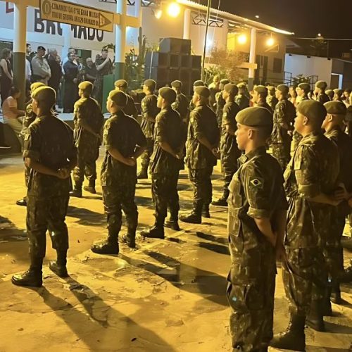 Cerimônia emociona famílias e marca despedida da Turma de Instrução 2025 no Tiro de Guerra em Brumado