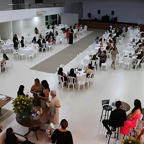 Chá da Amizade mobiliza Brumado e arrecada fundos para cadeiras de rodas e de banho