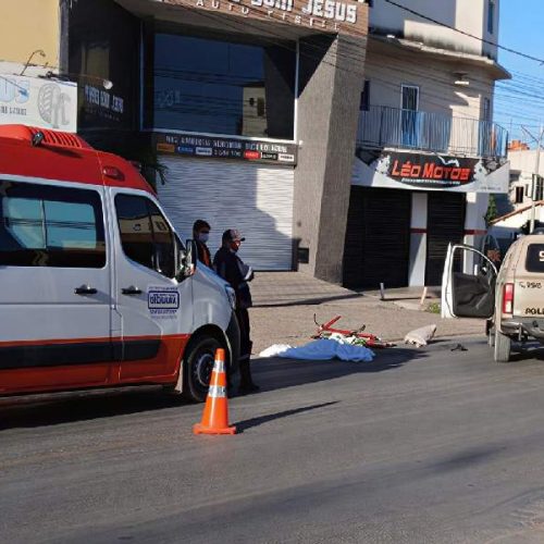 Ciclista morre após cair e ser atropelado por caminhão em Bom Jesus da Lapa