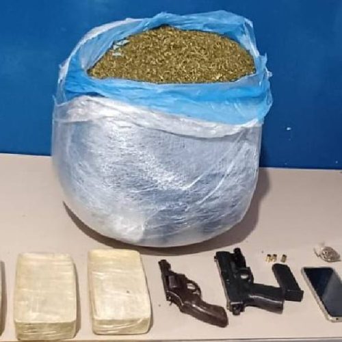 Confronto armado termina com dois suspeitos do Comando Vermelho mortos no oeste da Bahia