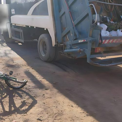 Criança de 8 anos é levada ao centro cirúrgico após acidente com caminhão de lixo em Guanambi