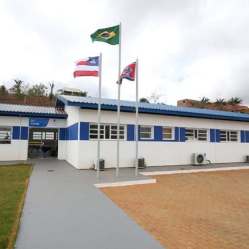 Criminosos invadem casa, agridem idoso e fogem com dinheiro e arma em Caetité