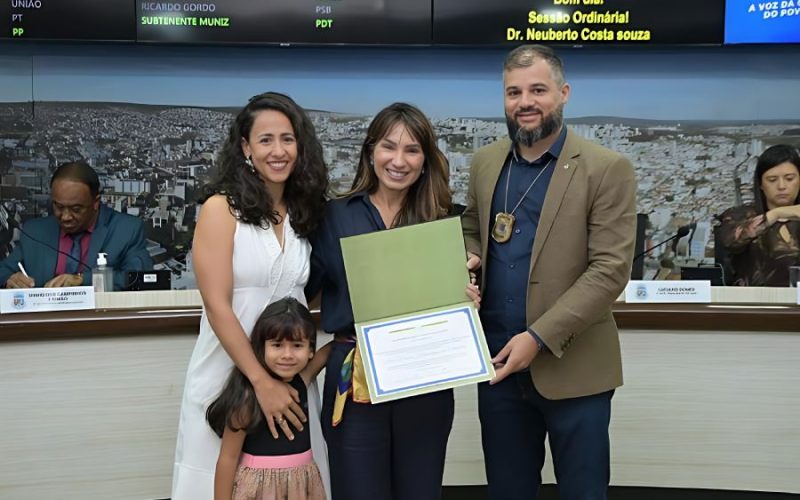 Delegado Paulo Henrique de Oliveira recebe Moção de Aplauso por atuação na Polícia Civil em Conquista