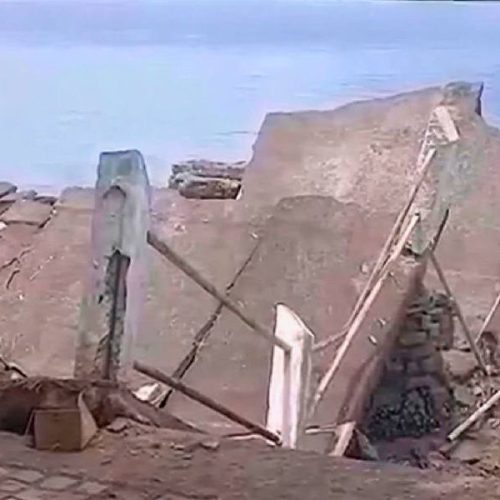 Desabamento assusta moradores: Ponte do Cais da 2 de Julho Cede em Ilhéus