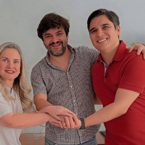 Dr. Thiago Amorim anuncia apoio a Vitor Bonfim e Ivana Bastos em Brumado