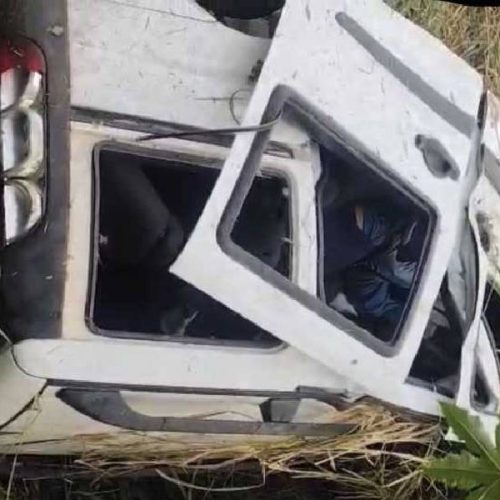 Duas pessoas morrem e várias ficam feridas em grave acidente em Cândido Sales