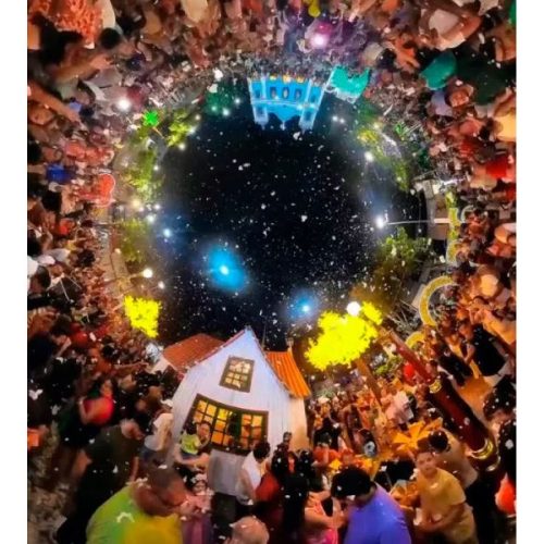 Emoção e elogios marcam estreia da decoração natalina mais grandiosa da história de Brumado