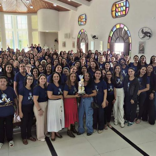 Encontro reúne mais de 200 mães em evento católico em Malhada de Pedras