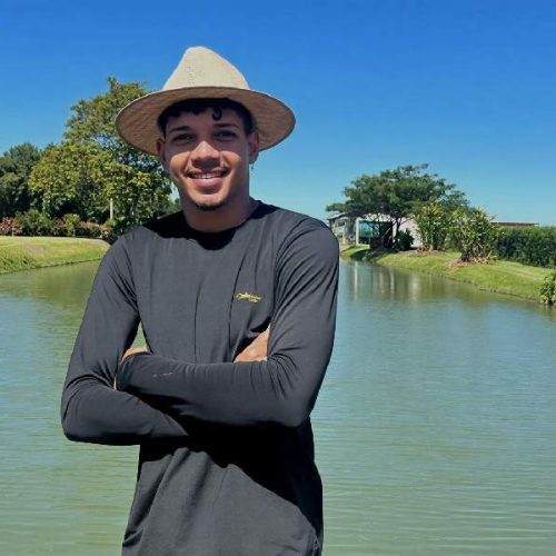 Estudante de Ipiaú faz campanha para realizar intercâmbio acadêmico na Colômbia