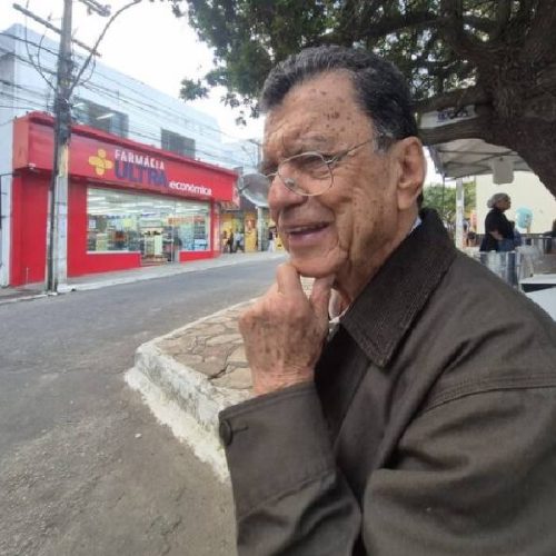 Ex-deputado avalia cenário eleitoral e defende postura mais firme de pré-candidato em Anagé