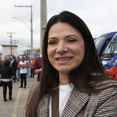Ex-prefeita Elen Zite confirma articulações para 2026 e anuncia pré-candidatura à Prefeitura de Anagé em 2028