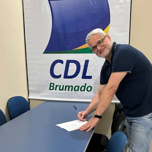 Fabiano Novais apresenta Chapa 01 e anuncia candidatura à presidência da CDL Brumado