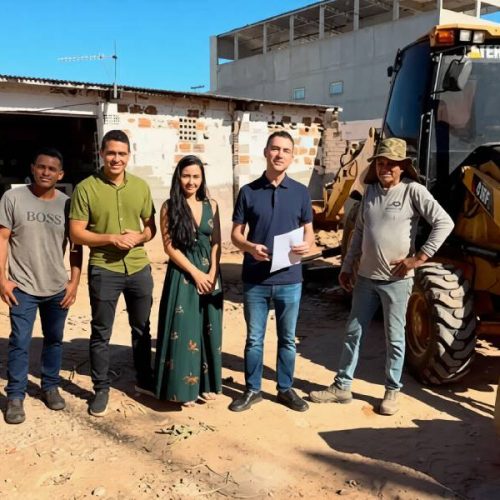 Fabrício Abrantes autoriza obra que vai levar sinal de celular para Itaquaraí