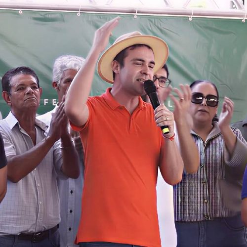Fabrício Abrantes destaca parcerias com Jerônimo e Lula durante entrega de obra em Brumado