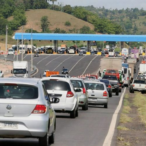 Feriado de Tiradentes deve levar mais de 600 mil veículos às estradas da Bahia