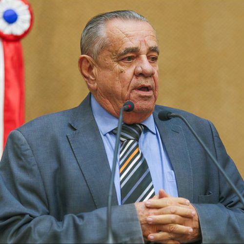 PT cobrando PT: Deputado da base cobra Jerônimo nas redes por atraso salarial em hospital de Jequié