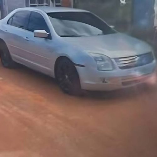 Golpe durante venda de carro termina com veículo levado no centro de Guanambi